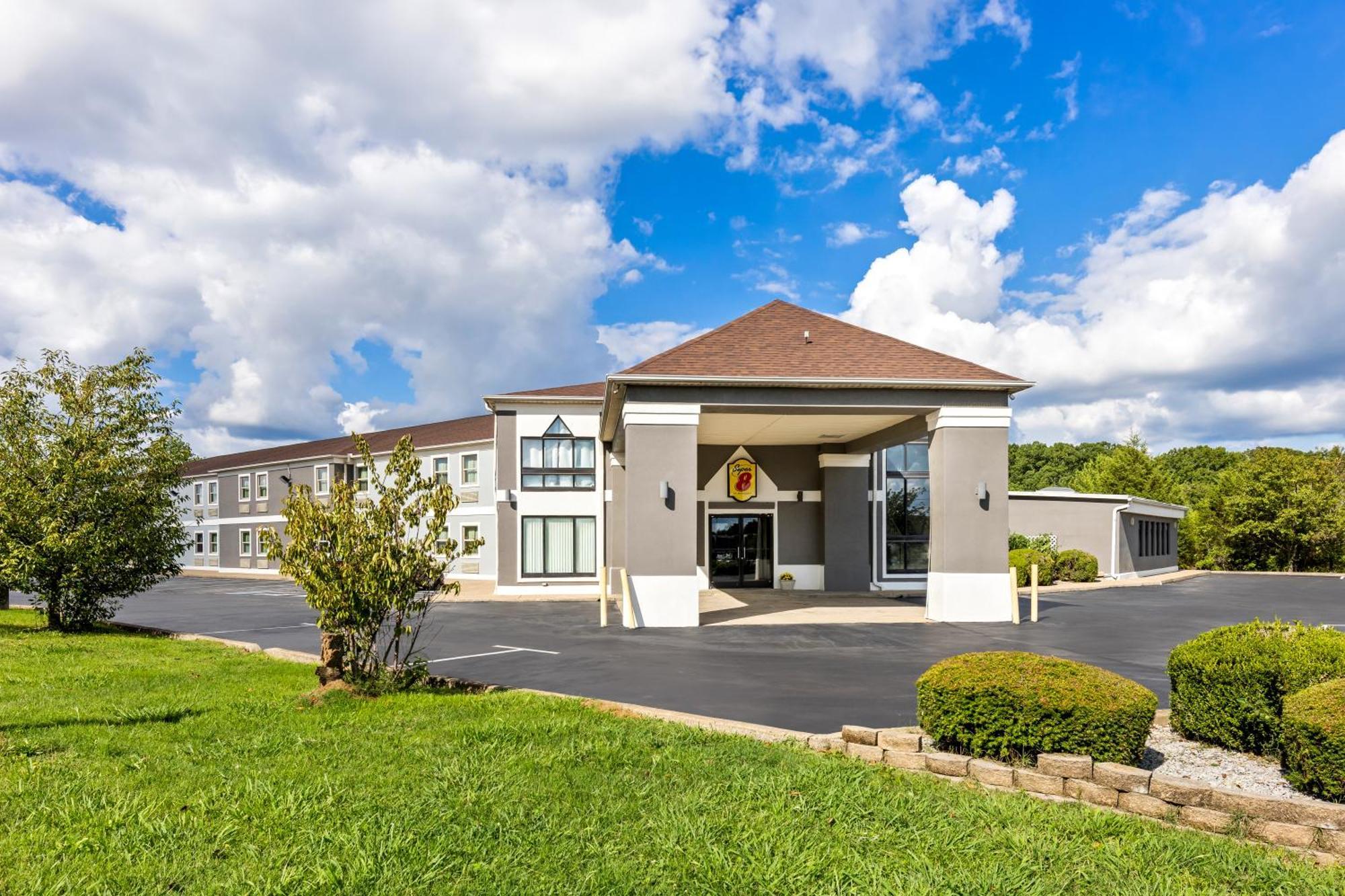 Hotel Super 8 By Wyndham Dickson Esterno foto