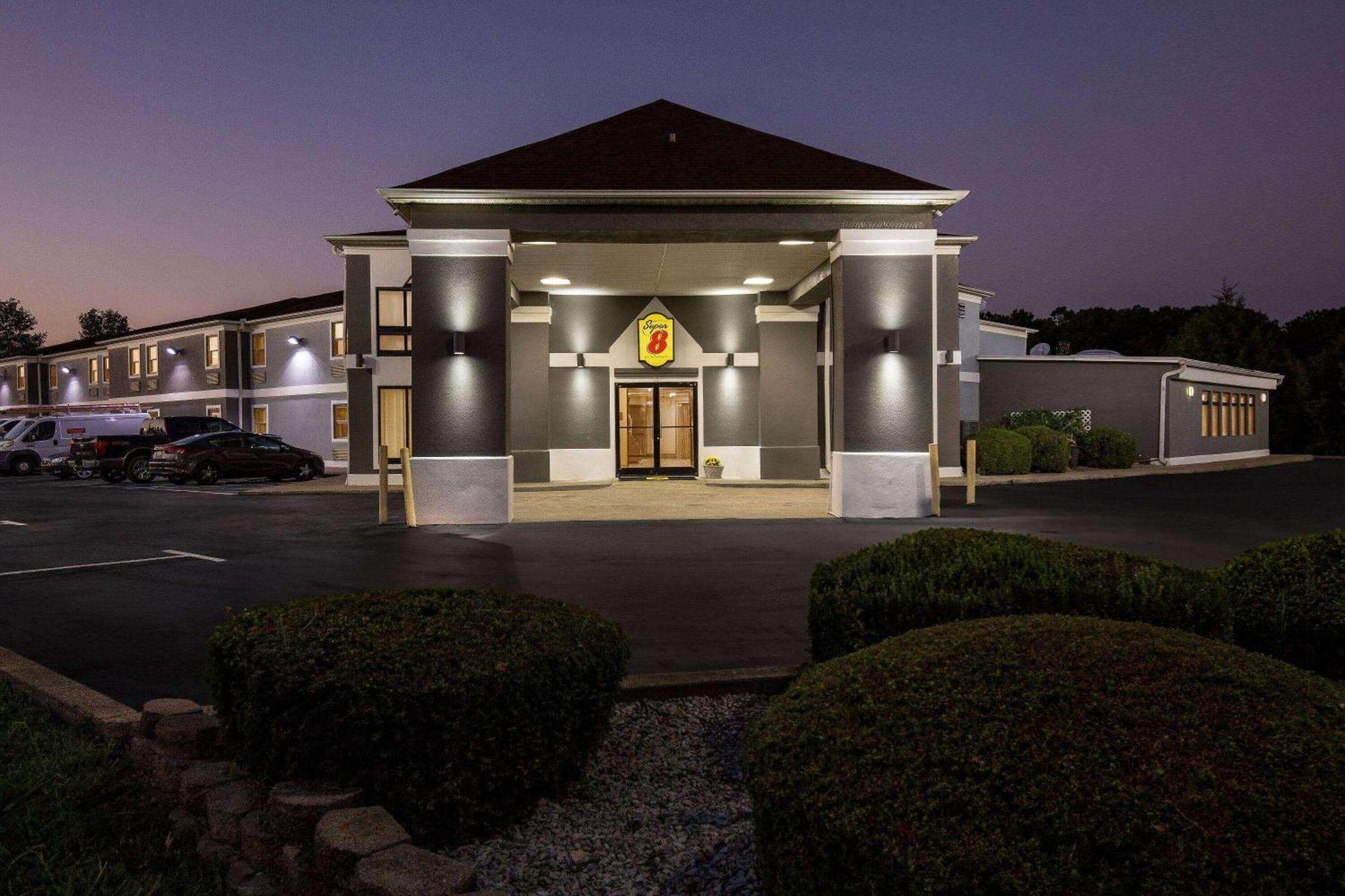Hotel Super 8 By Wyndham Dickson Esterno foto